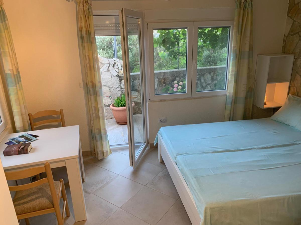 Apartments Mirian Petrovac 외부 사진